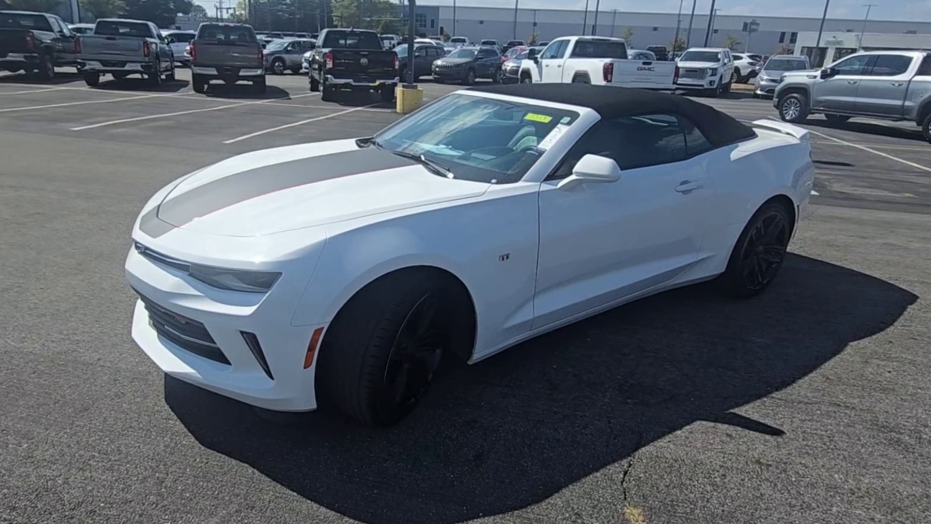 2016 Chevrolet Camaro 2LT photo 40