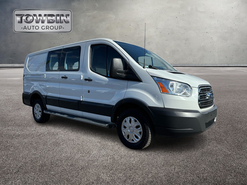 2018 Ford Transit photo 2