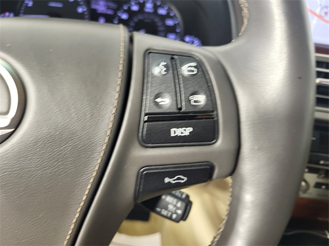 2016 Lexus LS 460 photo 26