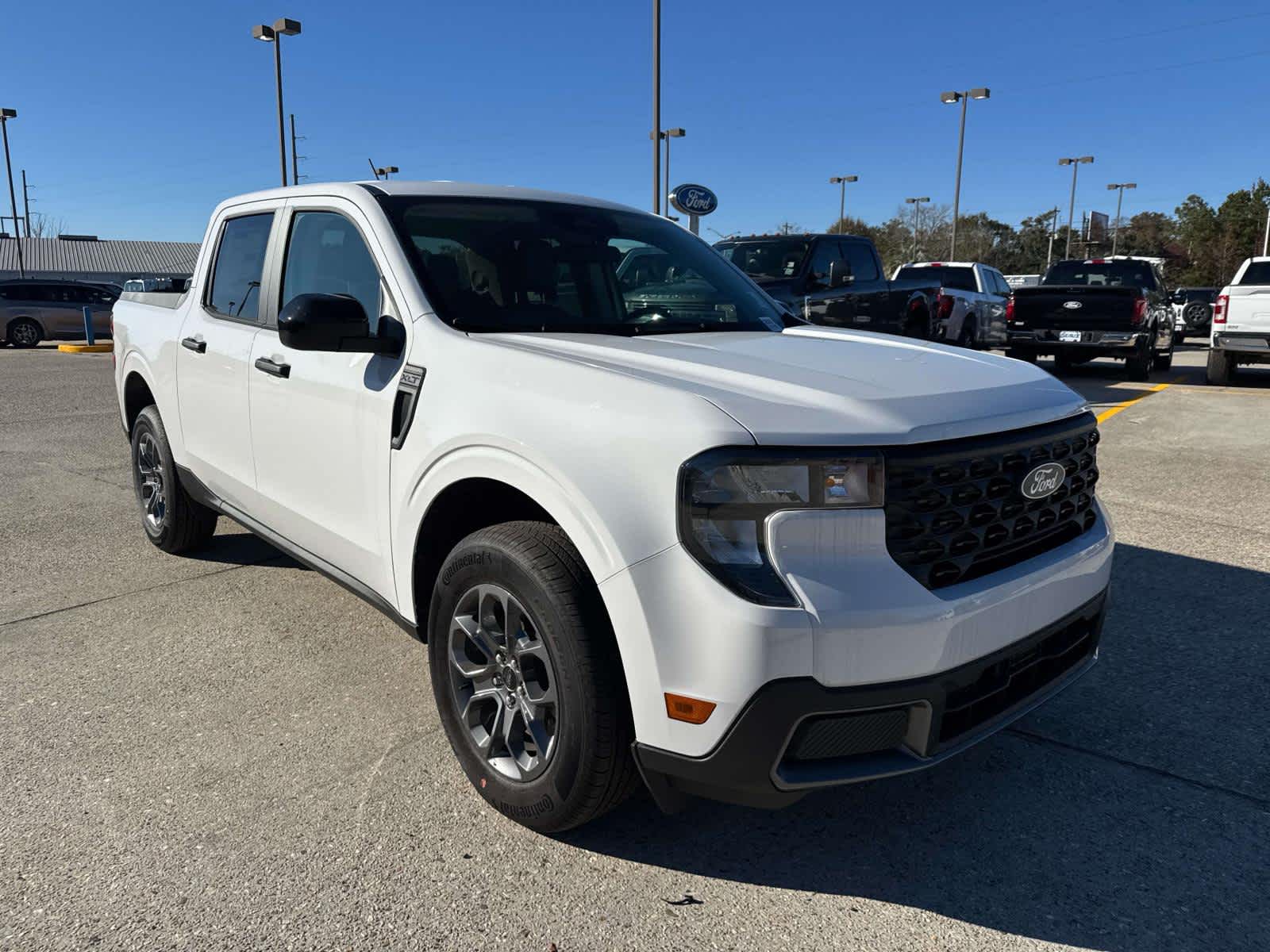 2025 Ford Maverick XLT's photo