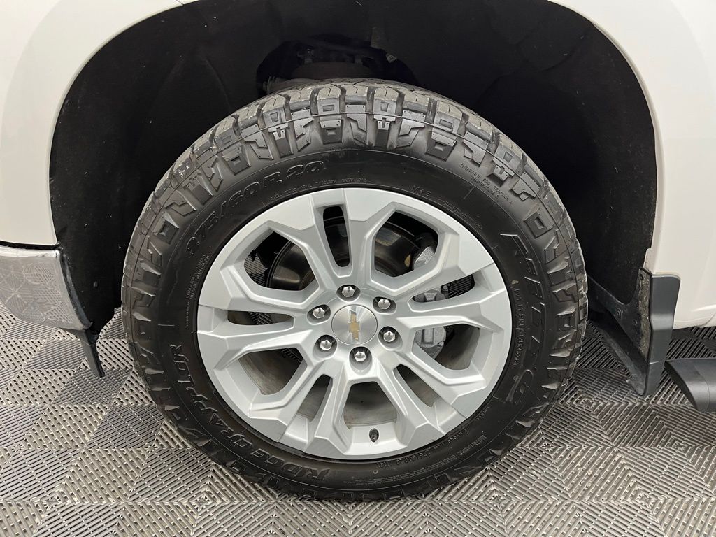 2022 Chevrolet Silverado 1500 LTZ photo 17