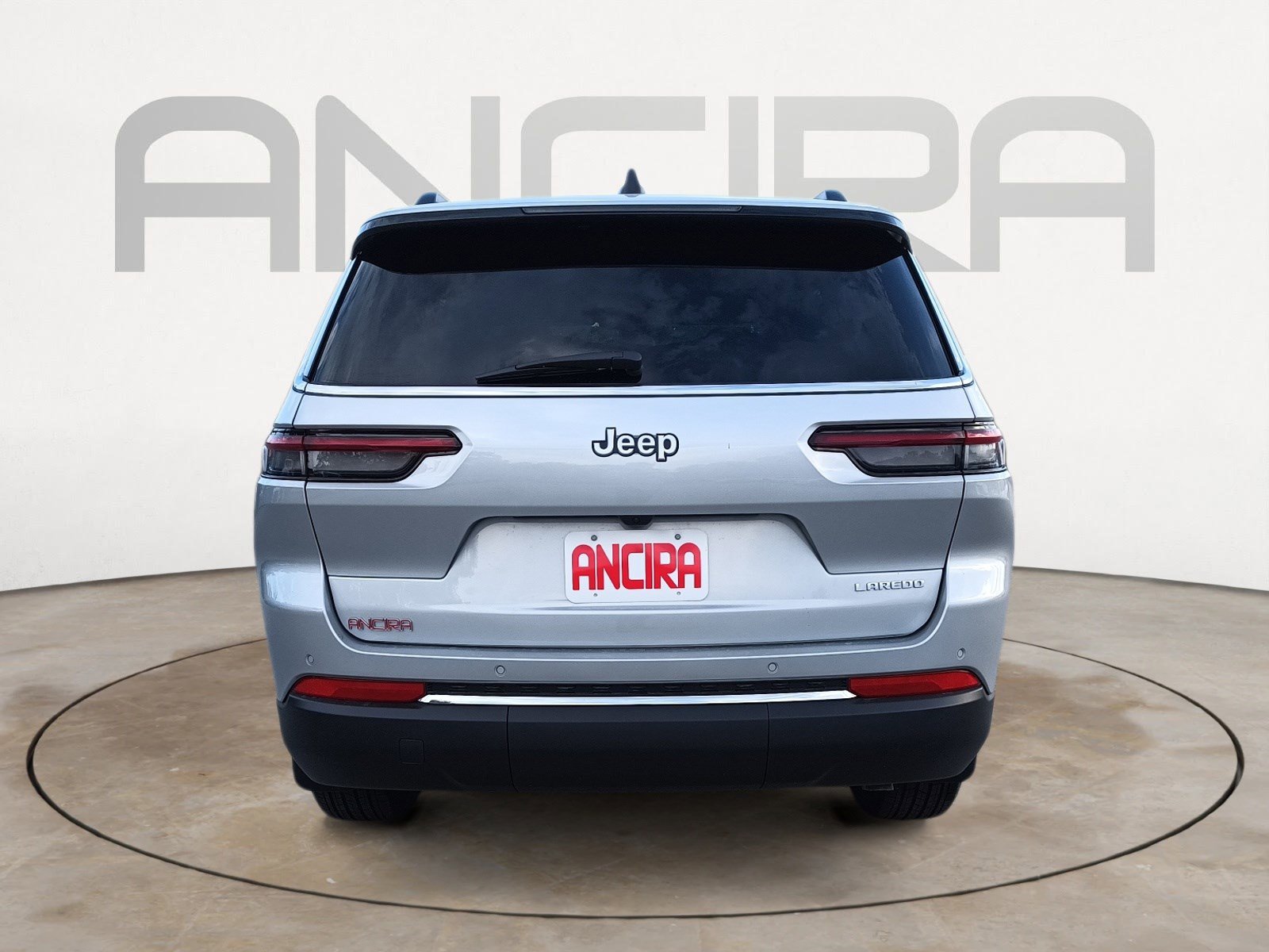 2025 Jeep Grand Cherokee Laredo X photo 9