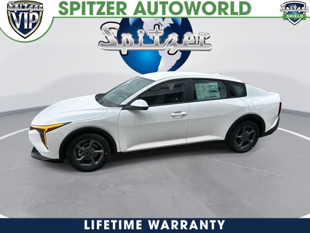 2025 Kia K4 LXS's photo