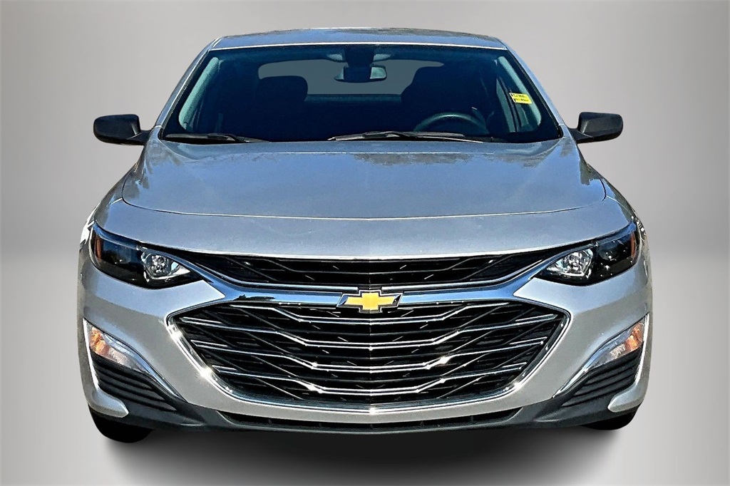 2019 Chevrolet Malibu LS photo 3