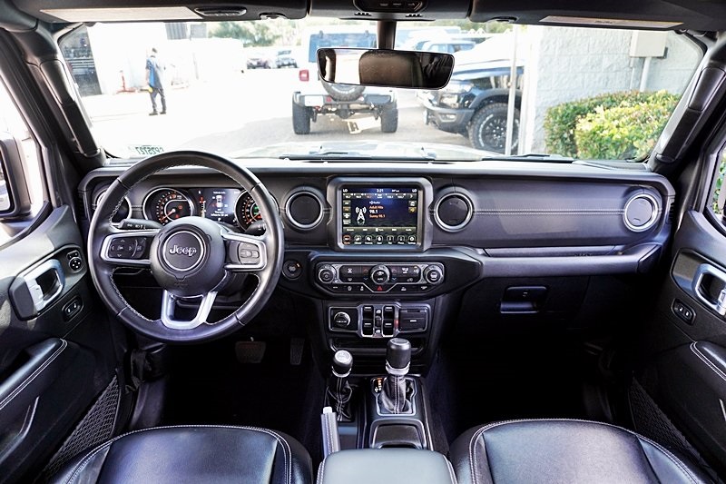 Certified Used 2021 Gray Jeep Overland image 21