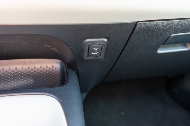 2023 Toyota Corolla Hybrid LE photo 22
