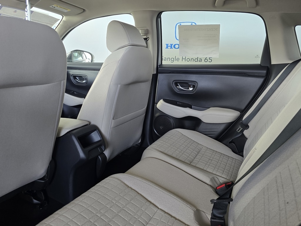 2026 Honda HR-V LX photo 13