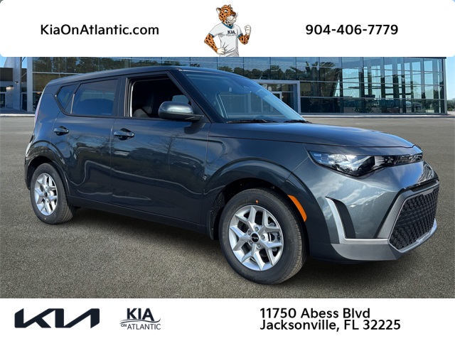 2025 Kia Soul LX's photo