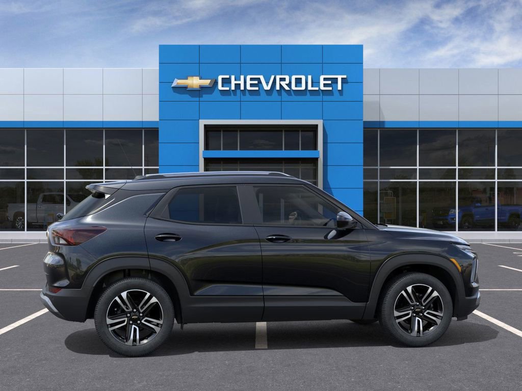 2026 Chevrolet Trailblazer LT photo 4