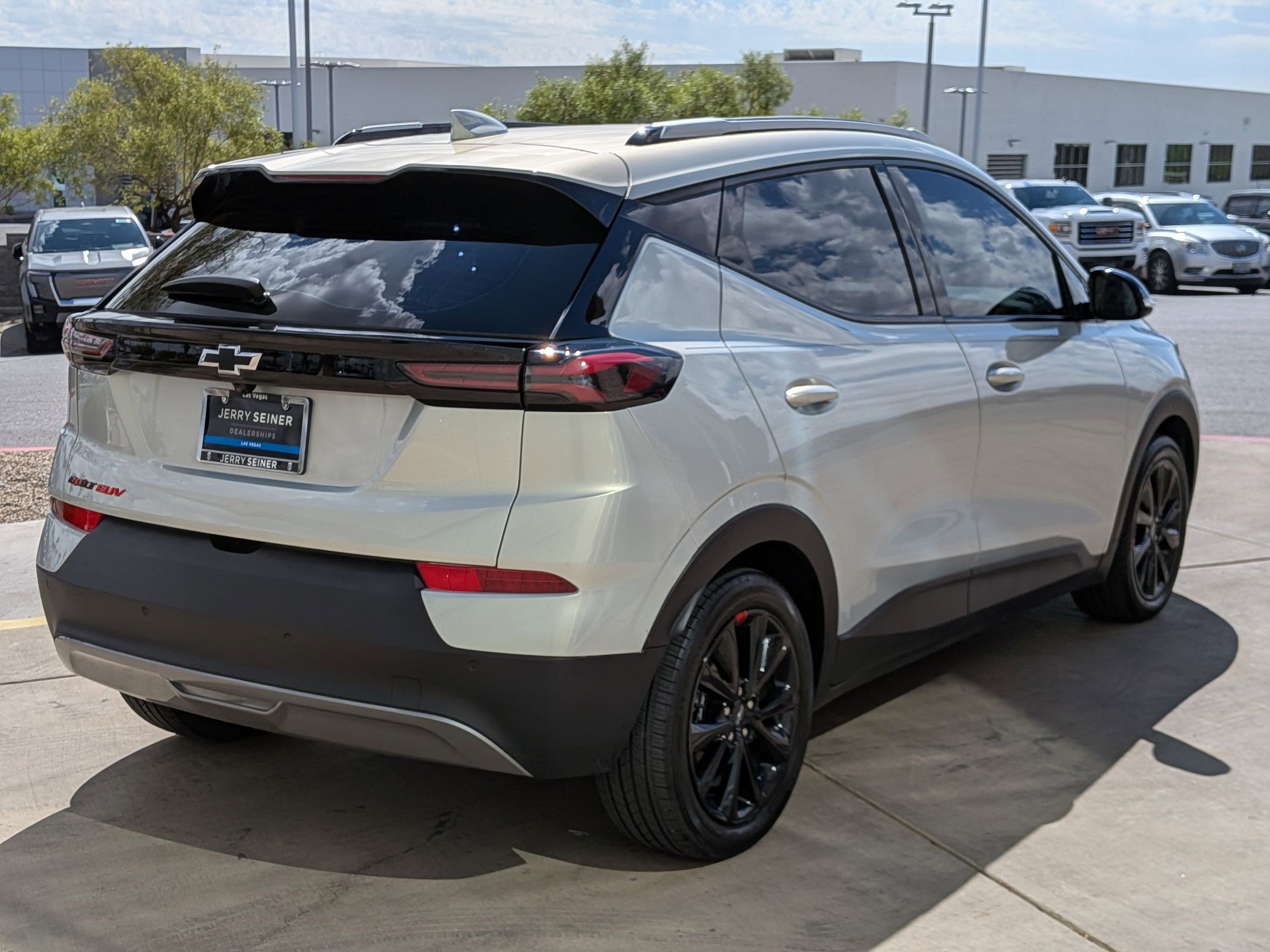 2023 Chevrolet Bolt EUV photo 5