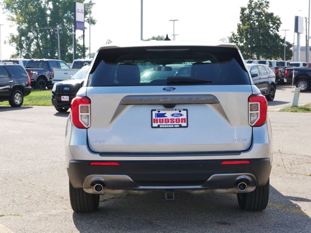 2022 Ford Explorer XLT photo 13