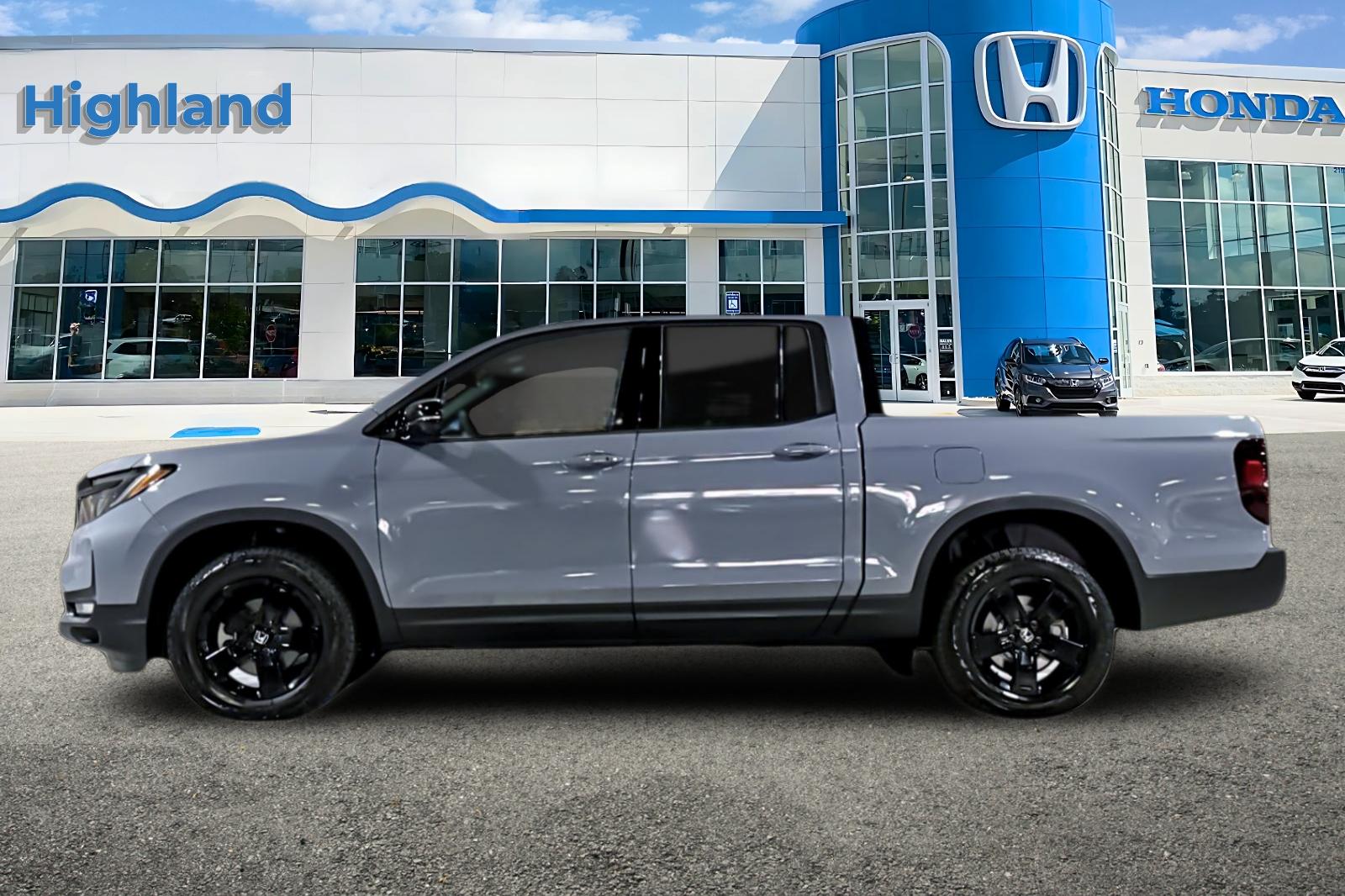 2026 Honda Ridgeline Black Edition photo 2