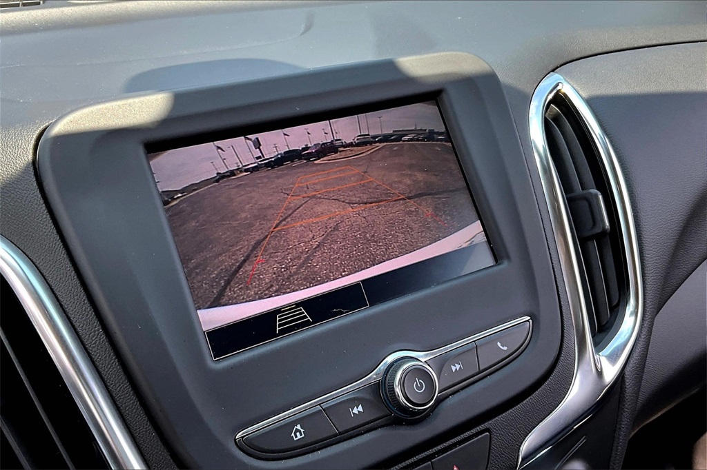 2022 Chevrolet Equinox LT photo 20