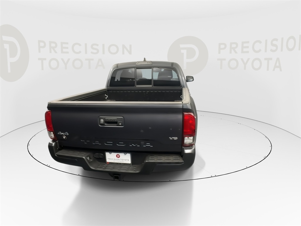 2022 Toyota Tacoma SR5 photo 16