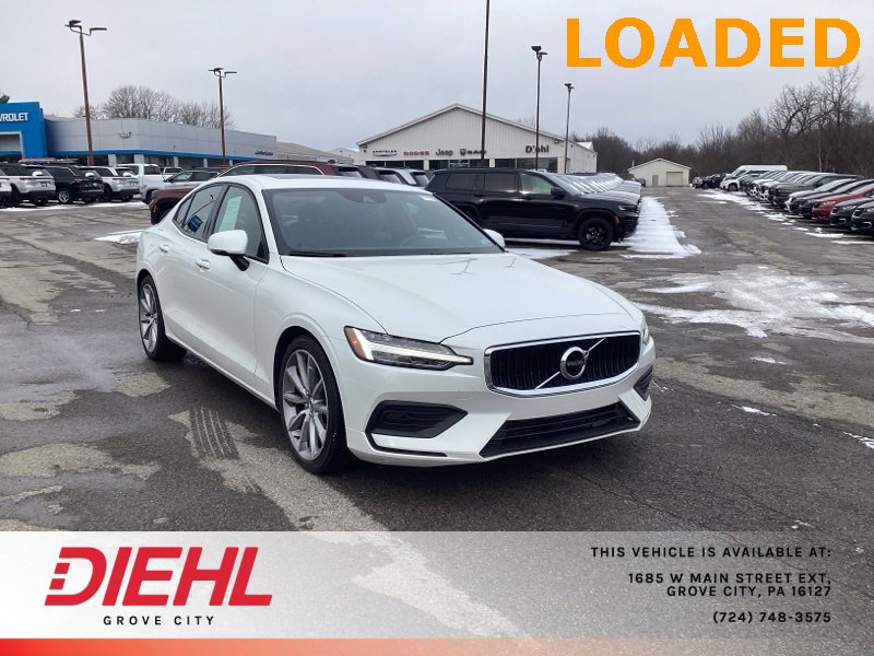 2020 Volvo S60 Momentum's photo
