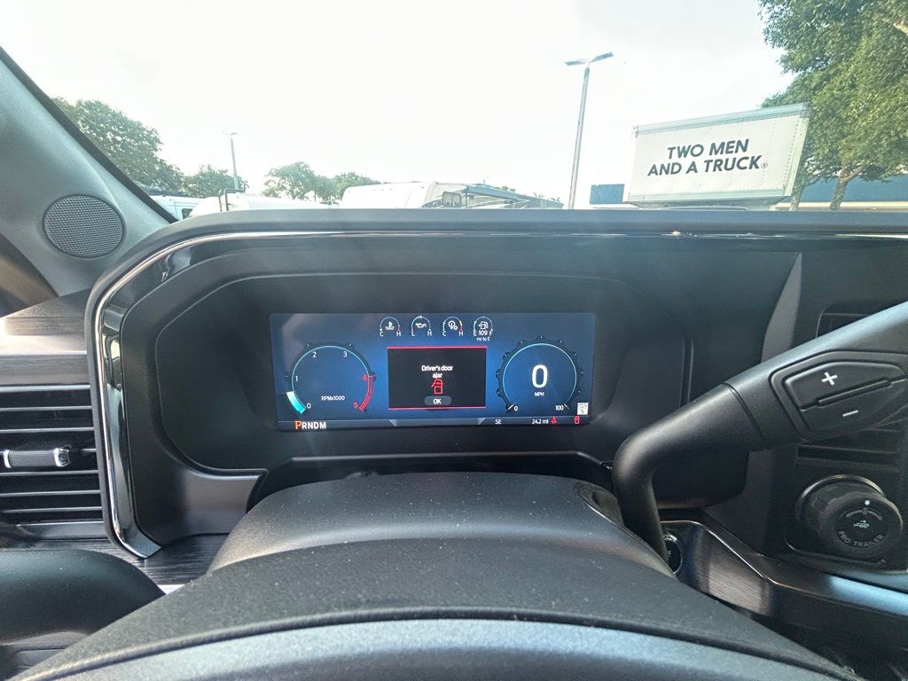 2025 Ford F-250 photo 42