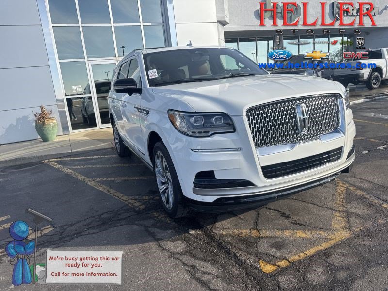 2023 Lincoln Navigator Reserve's photo