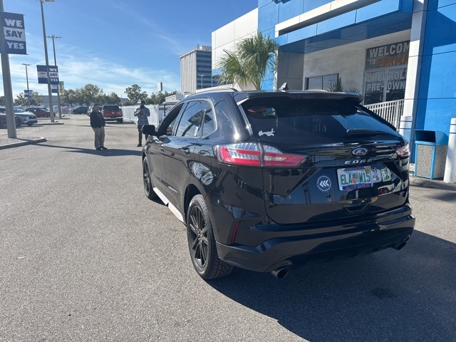 2021 Ford Edge ST photo 4