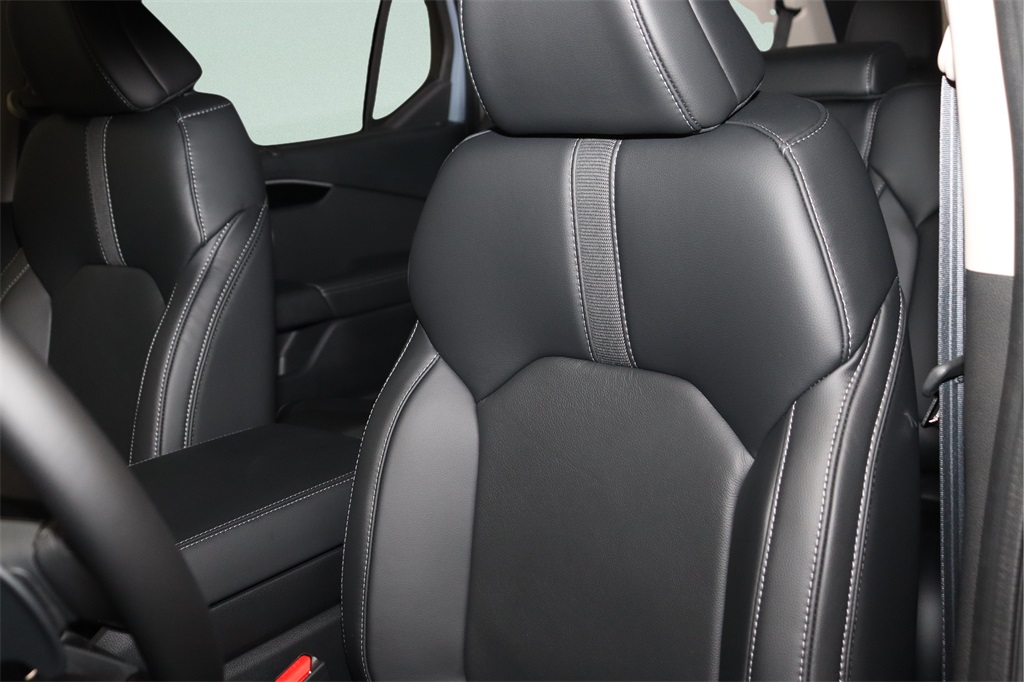 2025 Honda Pilot Touring photo 4