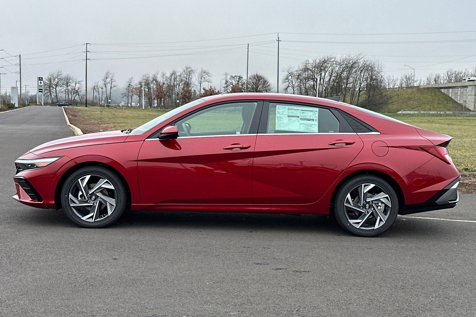 2025 Hyundai Elantra SEL Convenience photo 6