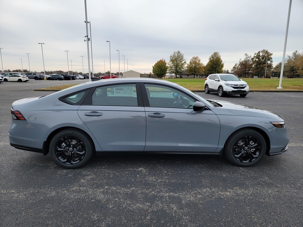 2025 Honda Accord SE photo 2