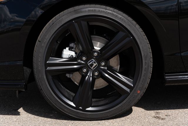 2025 Honda Accord Hybrid Sport-L photo 12