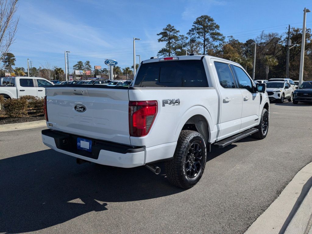 2025 Ford F-150 XLT photo 4