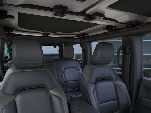 2025 Ford Bronco Outer Banks photo 12