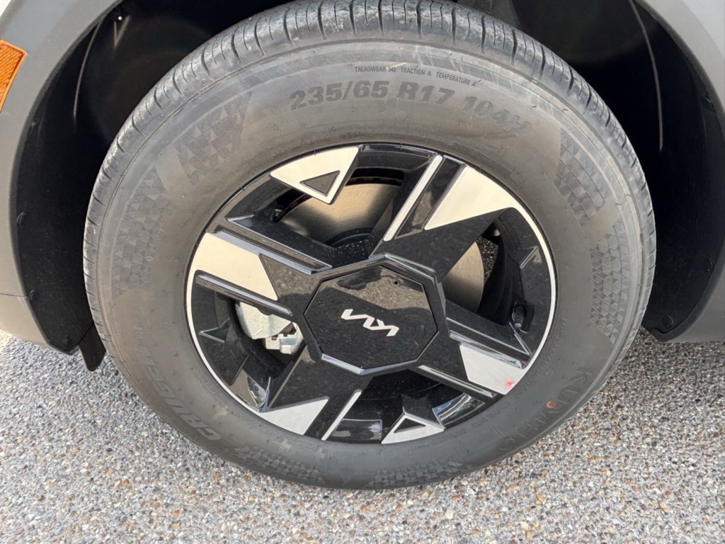 2026 Kia Sportage LX photo 18