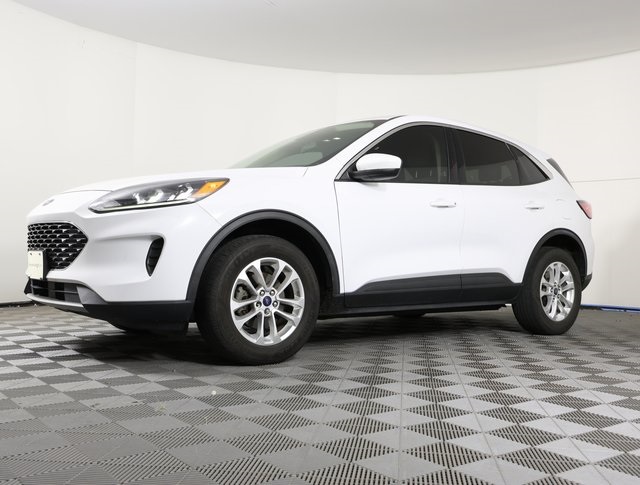 2020 Ford Escape SE's photo