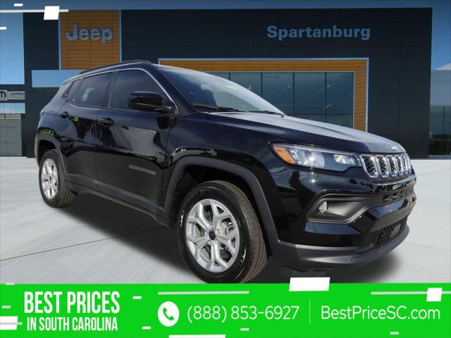 2025 Jeep Compass Latitude's photo
