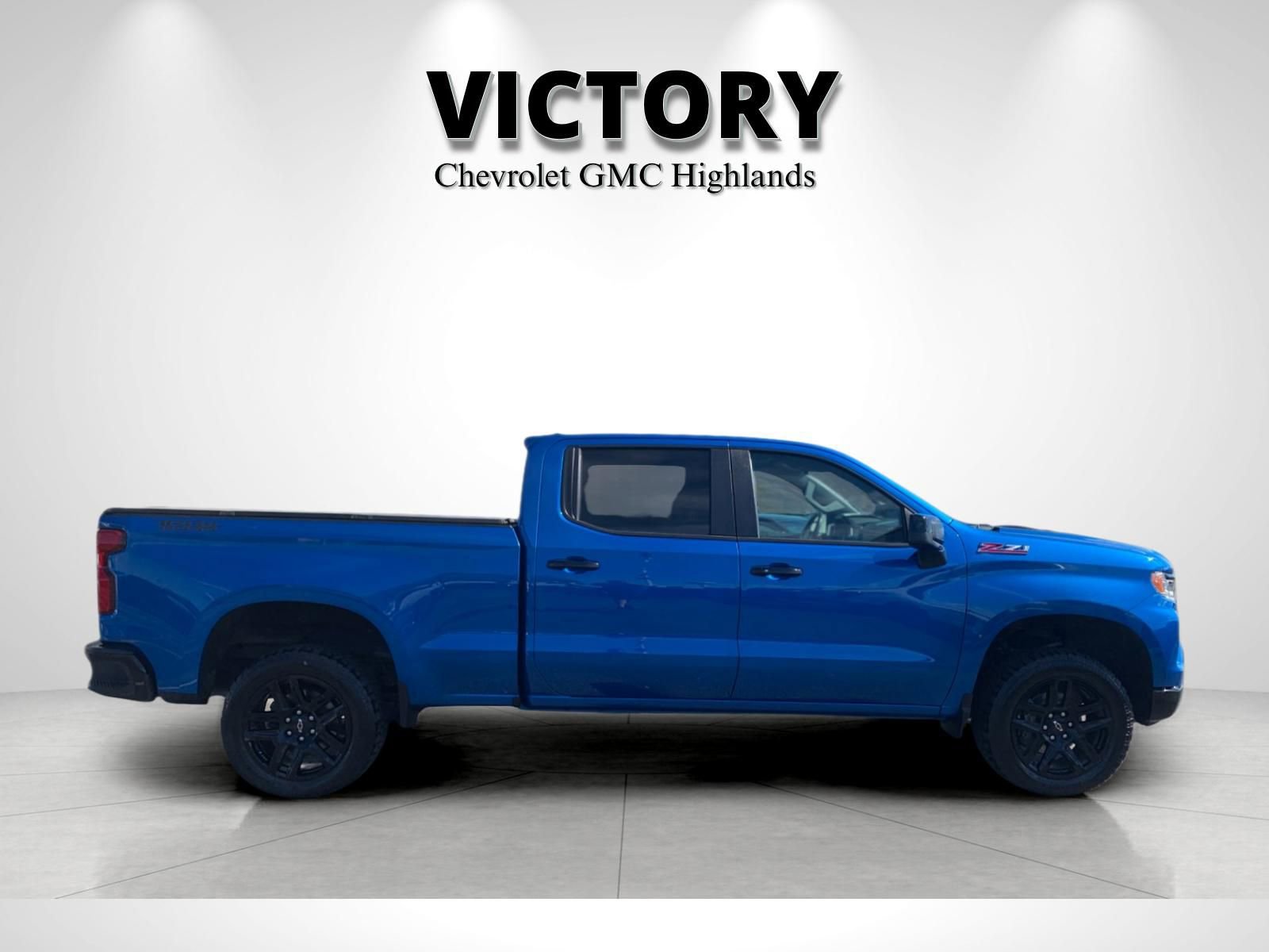 2022 Chevrolet Silverado 1500 LT Trail Boss photo 2