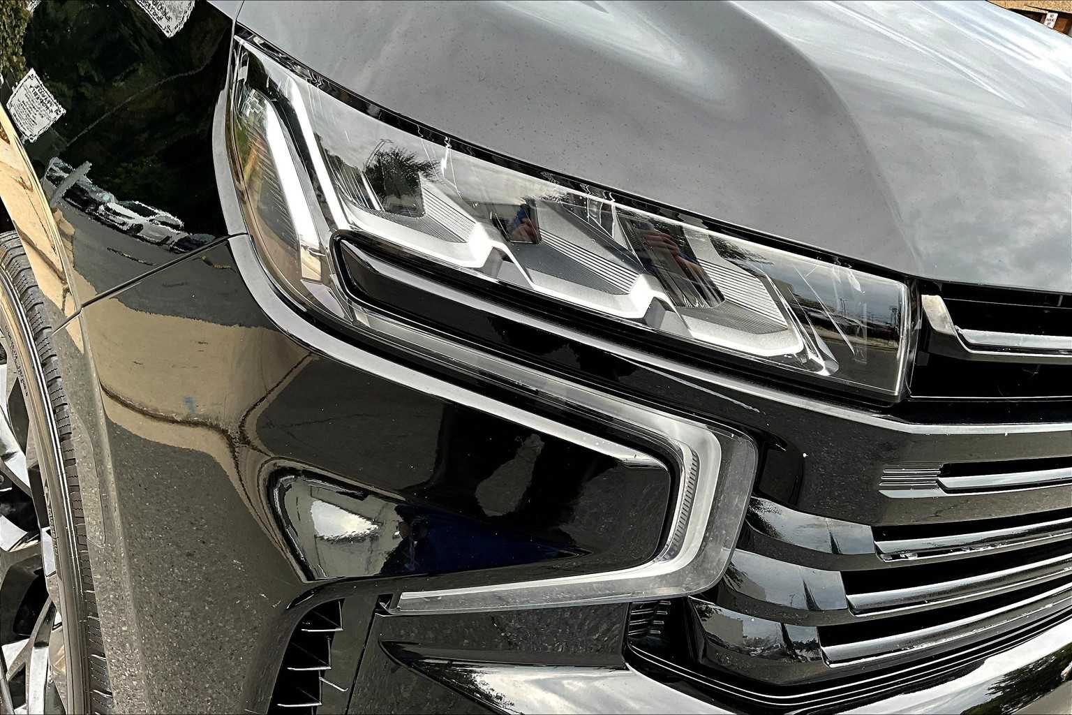 2021 Chevrolet Suburban High Country photo 27