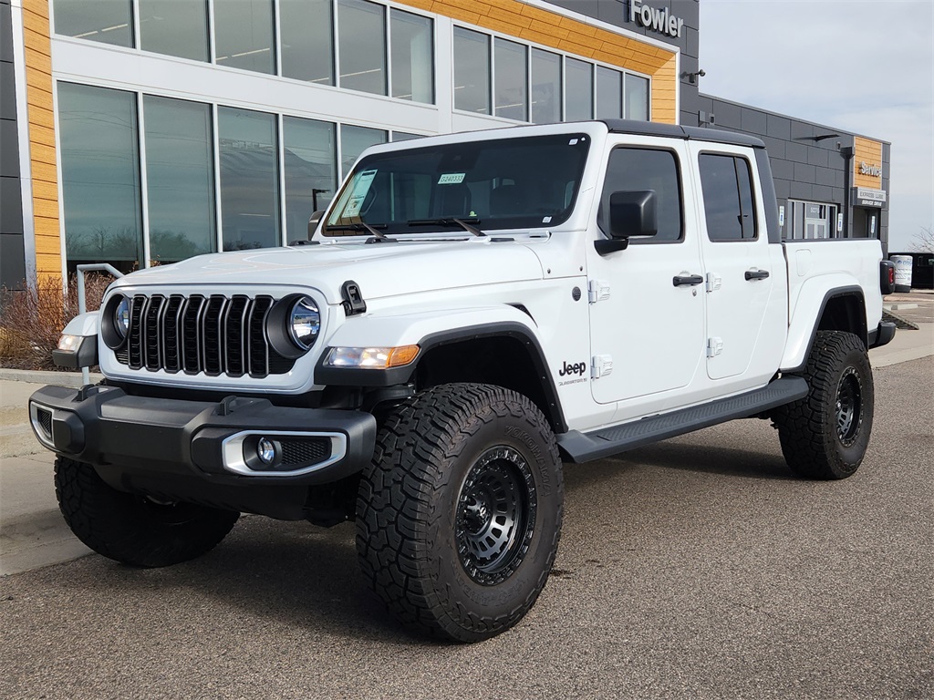 2024 Jeep Gladiator Sport S's photo