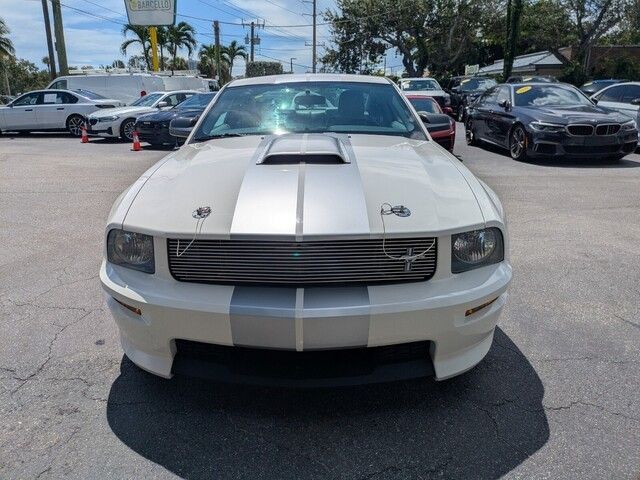 2007 Ford Mustang GT photo 2