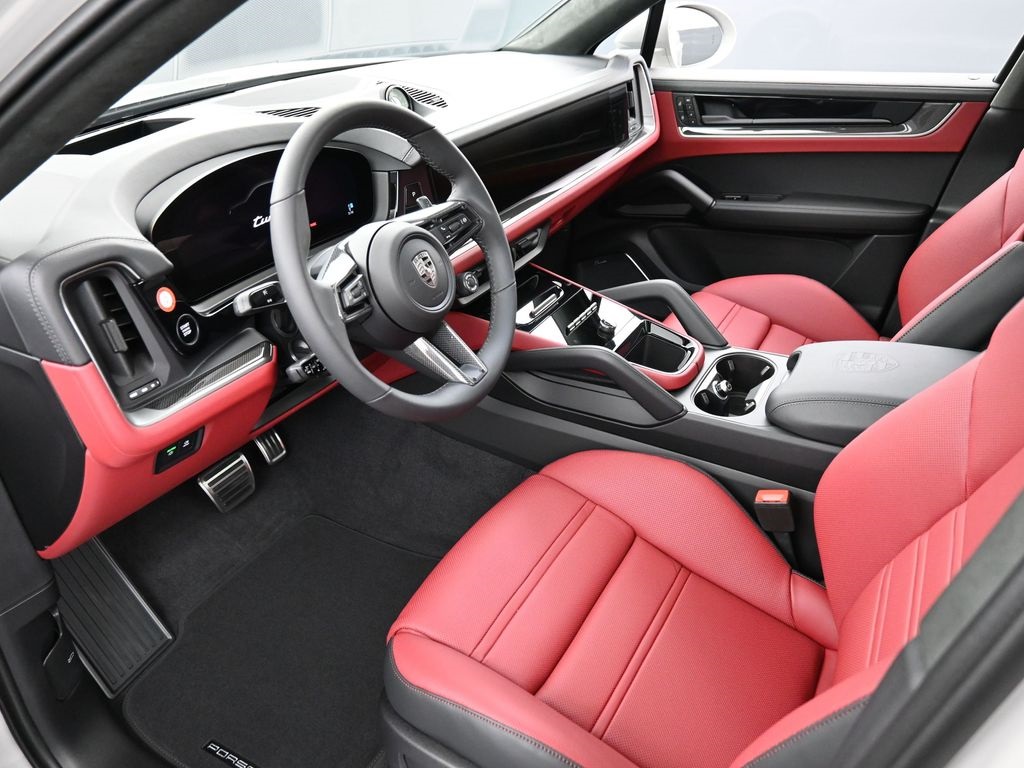 2026 Porsche Cayenne E-Hybrid Coupe photo 2