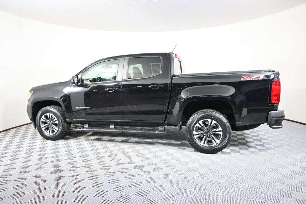 2022 Chevrolet Colorado Z71 photo 3