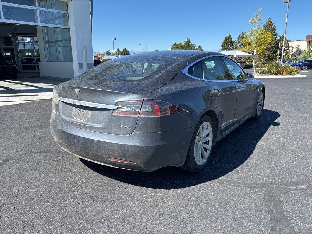 2017 Tesla Model S 75D photo 5