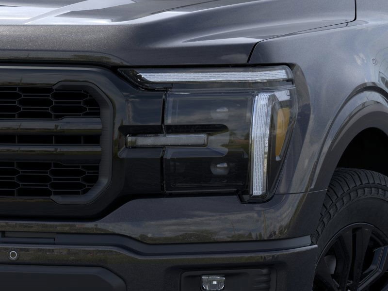 2025 Ford F-150 Lariat photo 18