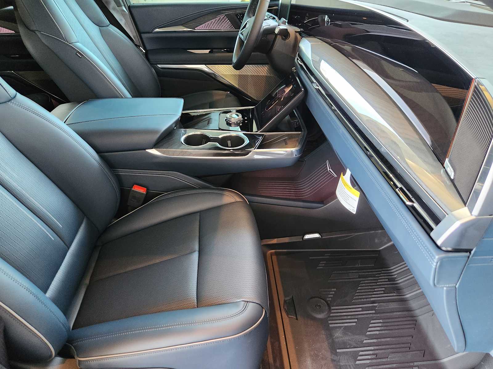 2026 Cadillac Escalade IQ Premium Sport photo 6