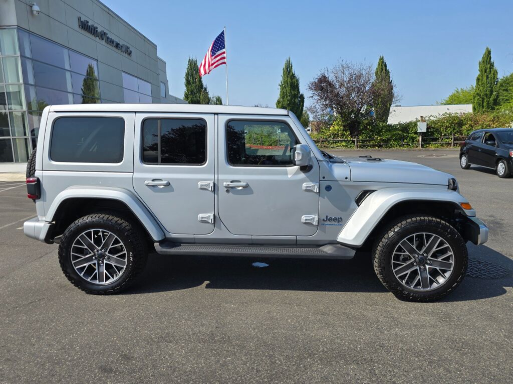 2024 Jeep Wrangler High Altitude 4xe photo 7