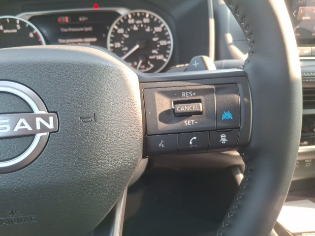 2026 Nissan Rogue SV photo 15