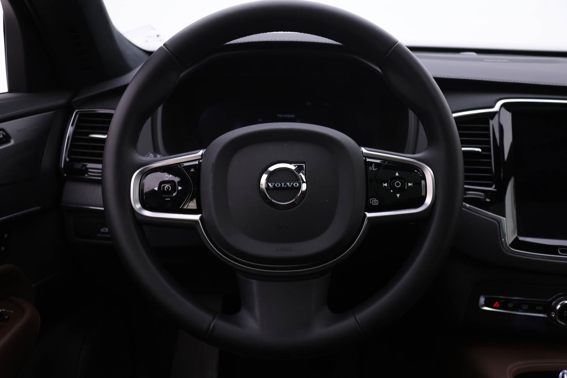 2024 Volvo XC90 Recharge Ultimate photo 16