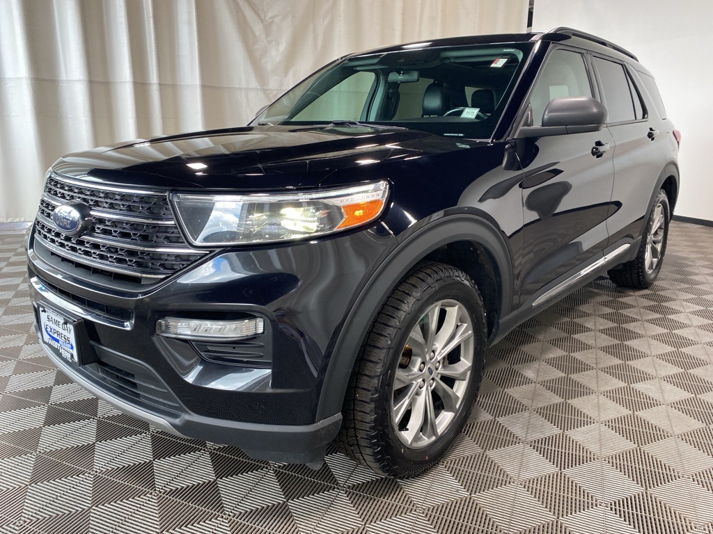 2022 Ford Explorer XLT photo 5