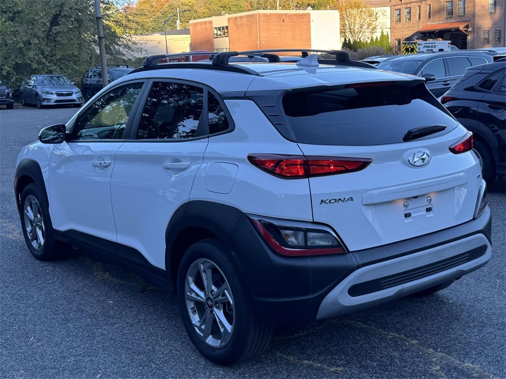 2023 Hyundai Kona SEL photo 4