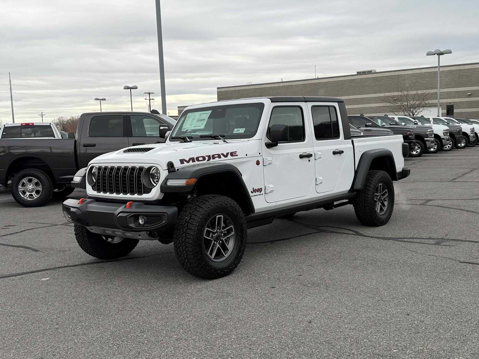 2026 Jeep Gladiator Mojave's photo