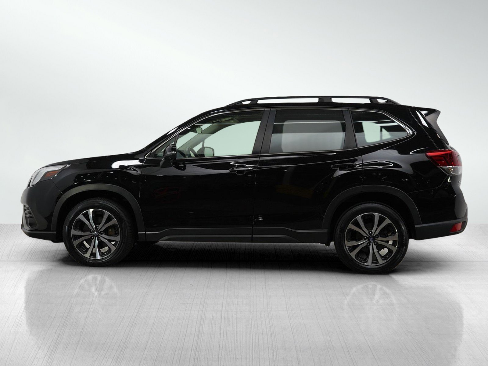 Used 2023 Subaru Forester Limited with VIN JF2SKANCXPH414654 for sale in Minneapolis, Minnesota