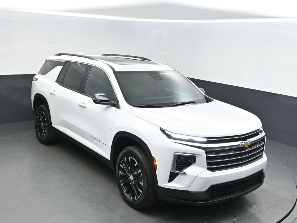 2026 Chevrolet Traverse LT's photo