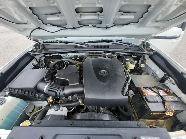 2017 Toyota Tacoma TRD Off-Road photo 10