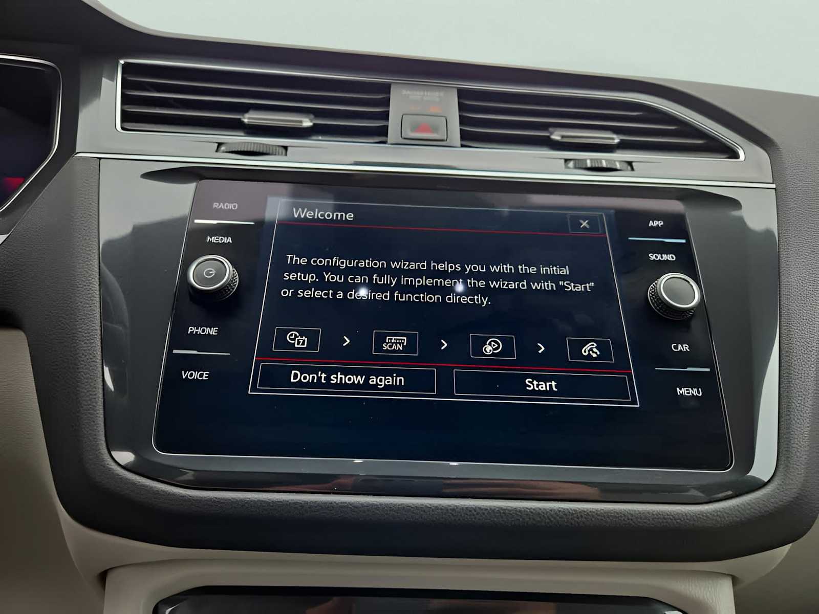 2023 Volkswagen Tiguan SE R-Line Black photo 19